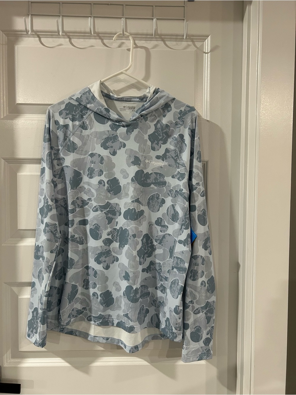 Columbia Light Blue and Gray Floral Hooded Sun Shirt